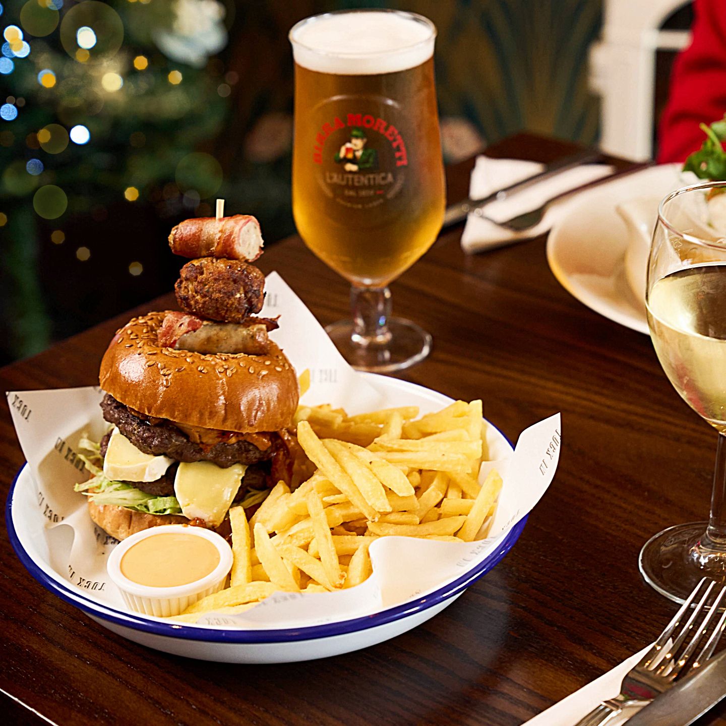 Festive Lunch & Dinner at The Sand Martin in Cardiff